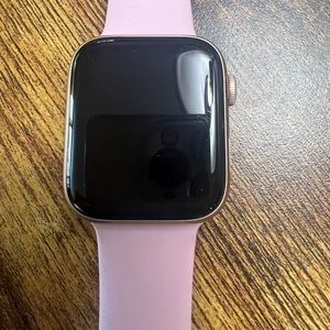 Used: Apple Watch Series 5 45mm